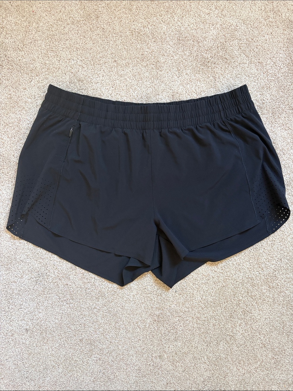 Athleta 3in Hustle Short